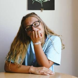 Meet your Posher, Kari